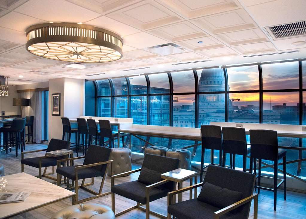The Madison Concourse Hotel Ресторан фото