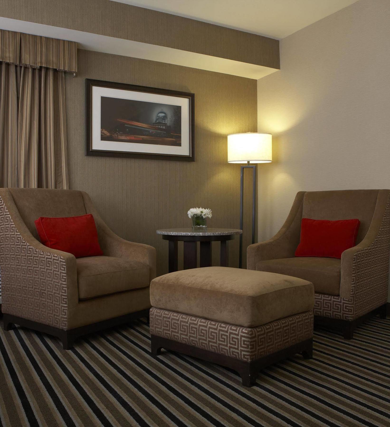 The Madison Concourse Hotel Екстер'єр фото