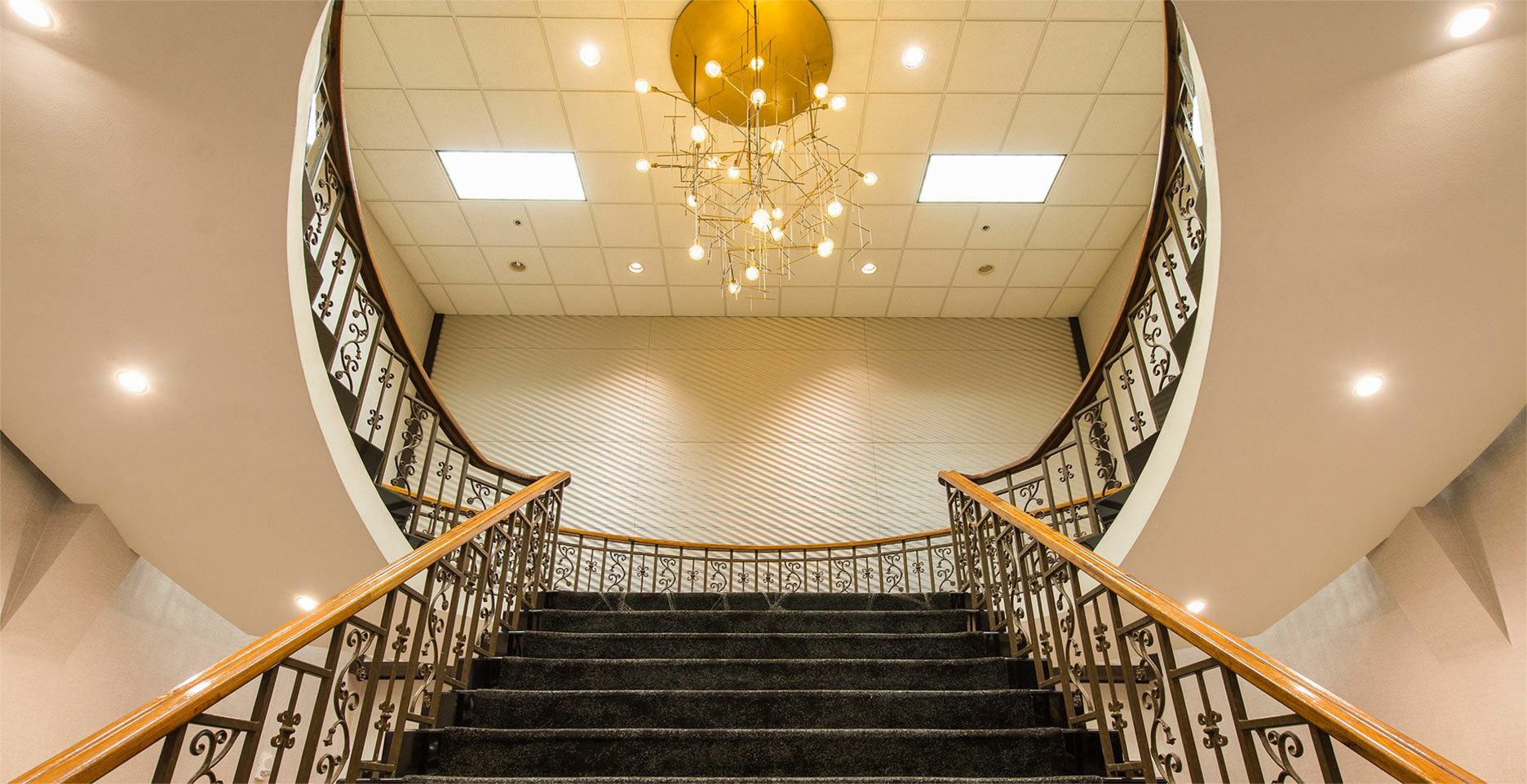 The Madison Concourse Hotel Екстер'єр фото