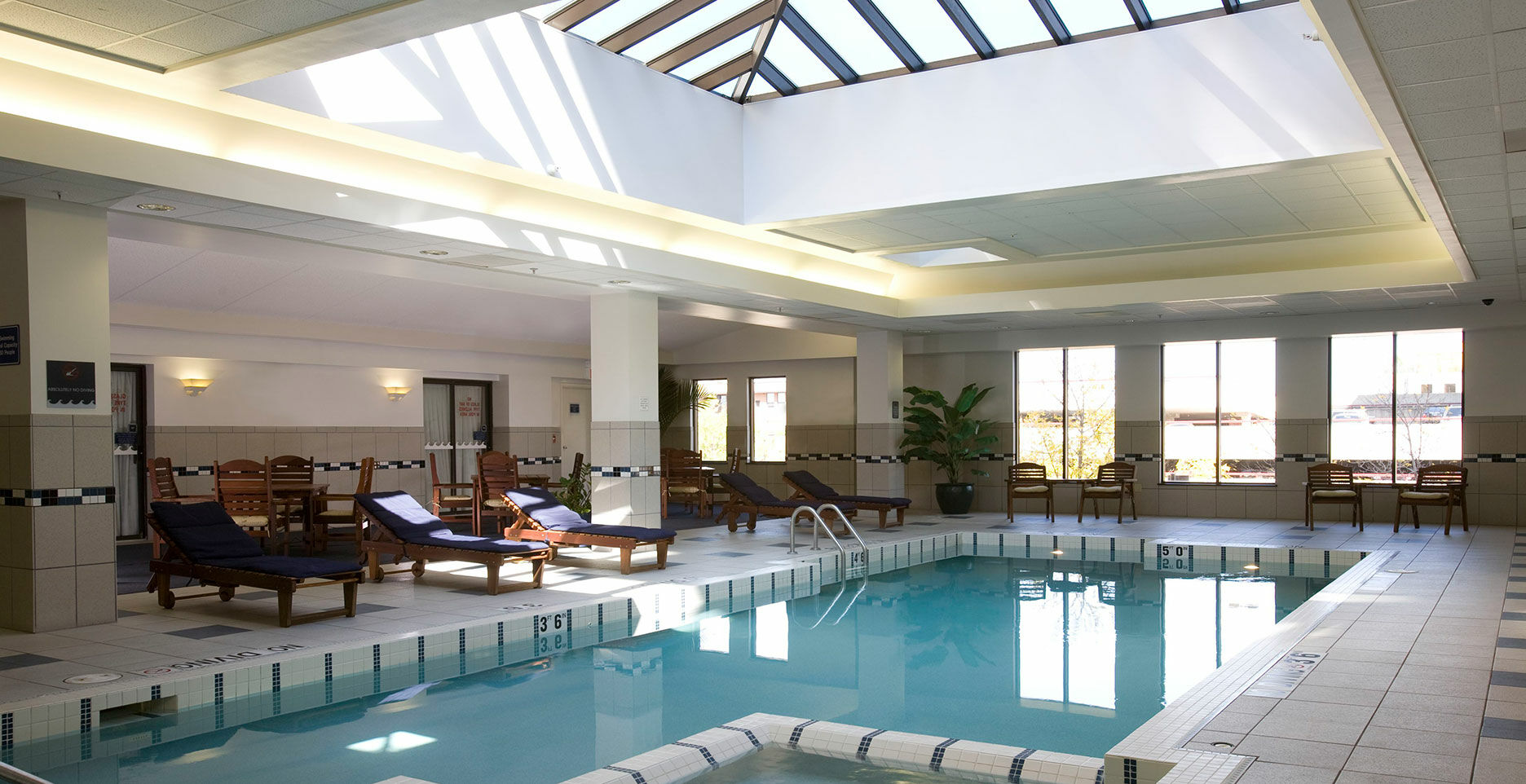 The Madison Concourse Hotel Екстер'єр фото